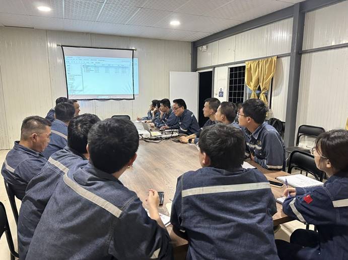 厄瓜多爾分公司召開創(chuàng)優(yōu)推進(jìn)會 厄瓜多爾分公司召開創(chuàng)優(yōu)推進(jìn)會